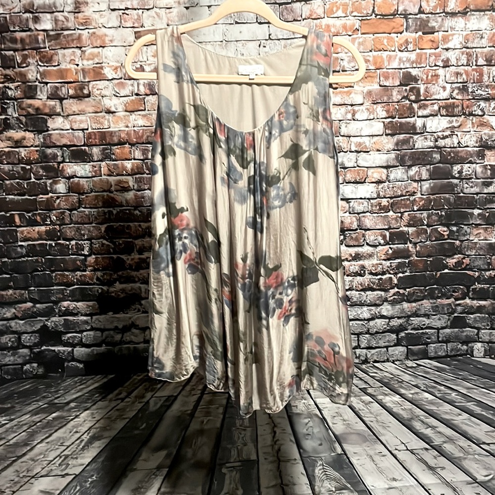 💕Silky feeling ladies top -Medium